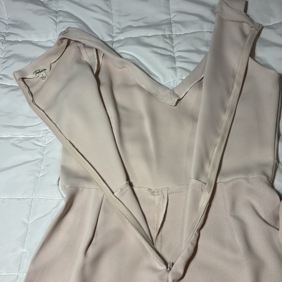 Takara Off White Wide-Leg Jumpsuit Size 5 - Picture 15 of 15